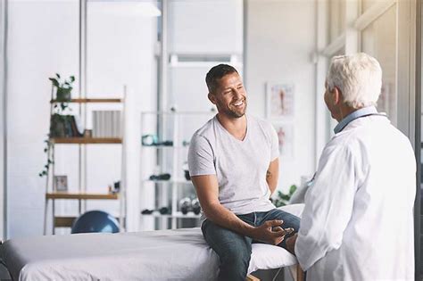 La Visite Médicale (Moonshine) .